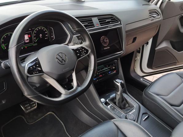 Volkswagen Tiguan II Рестайлинг с пробегом 2021 года, цена 3 600 000 рублей, 169196 км, внедорожник, Автокод Объявления