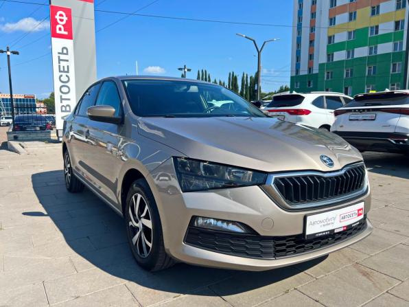 Skoda Rapid II с пробегом 2021 года, цена 1 530 000 рублей, 73770 км, лифтбек, Автокод Объявления