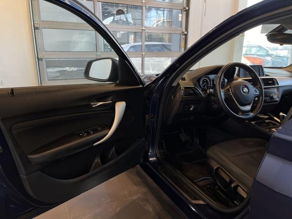 BMW 1 серии II (F20/F21) Рестайлинг 2 с пробегом 2018 года, цена 1 760 000 рублей, 128834 км, хэтчбек, Автокод Объявления