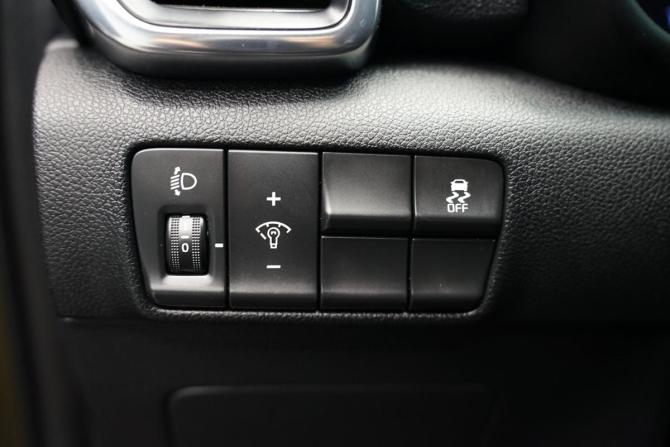 Kia Sportage IV с пробегом 2016 года, цена 1 940 000 рублей, 172000 км, внедорожник, Автокод Объявления