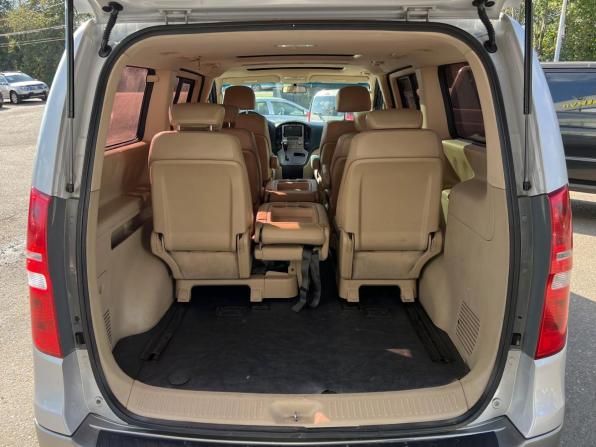 Hyundai Grand Starex I с пробегом 2008 года, цена 1 050 000 рублей, 271661 км, минивэн, Автокод Объявления