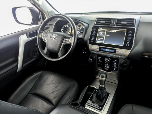 Toyota Land Cruiser Prado 150 Series Рестайлинг 3 с пробегом 2021 года, цена 6 799 000 рублей, 64128 км, внедорожник, Автокод Объявления