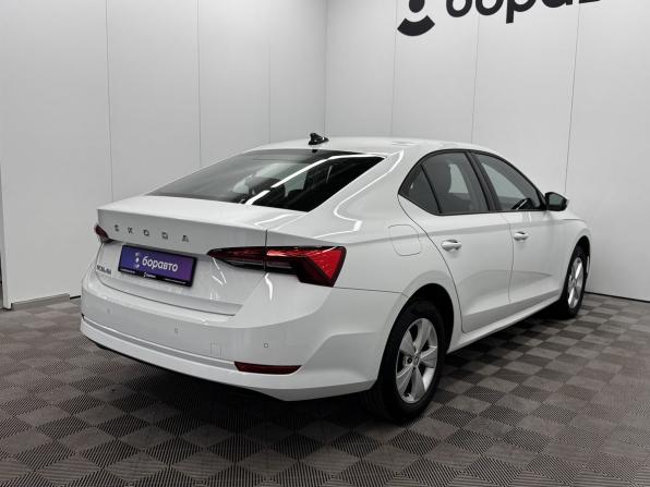 Skoda Octavia IV (A8) с пробегом 2021 года, цена 2 029 000 рублей, 103353 км, лифтбек, Автокод Объявления