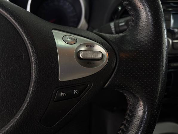 Nissan Juke I с пробегом 2013 года, цена 1 059 000 рублей, 127468 км, внедорожник, Автокод Объявления