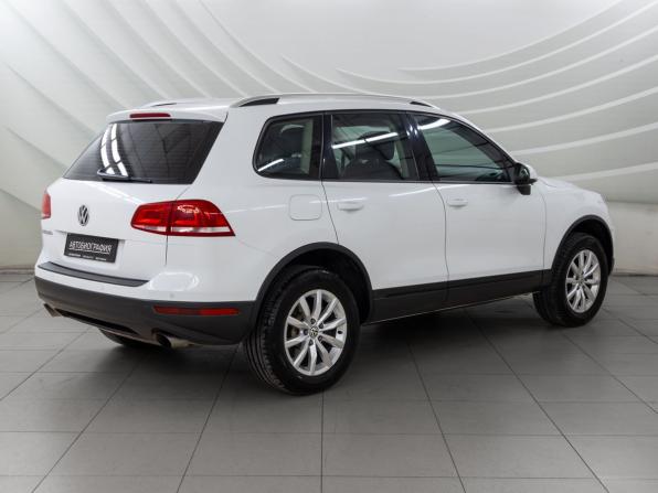 Volkswagen Touareg II Рестайлинг с пробегом 2015 года, цена 3 098 000 рублей, 169678 км, внедорожник, Автокод Объявления