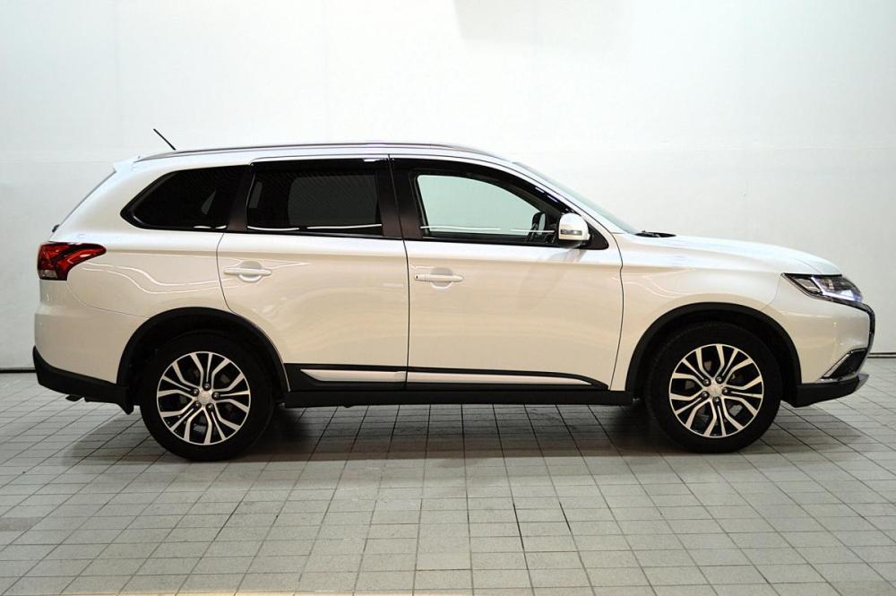 Mitsubishi Outlander III Рестайлинг 2 Сургут  - изображение 4