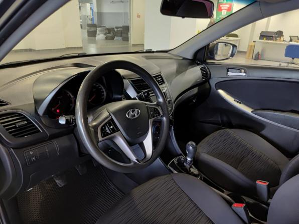 Hyundai Solaris I Рестайлинг с пробегом 2014 года, цена 615 000 рублей, 238780 км, седан, Автокод Объявления
