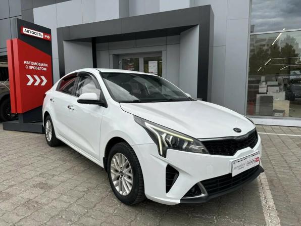 Kia Rio IV Рестайлинг с пробегом 2020 года, цена 1 590 000 рублей, 144020 км, седан, Автокод Объявления