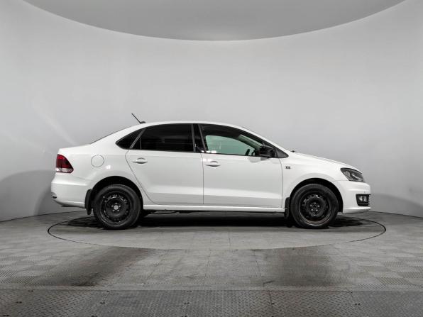 Volkswagen Polo V Рестайлинг с пробегом 2019 года, цена 1 085 000 рублей, 63145 км, седан, Автокод Объявления