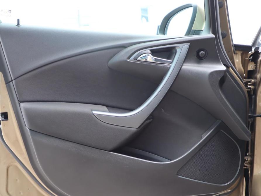 Opel Astra J Рестайлинг Санкт-Петербург  - изображение 18