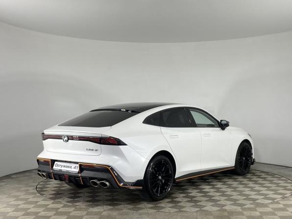 Changan UNI-V I с пробегом 2023 года, цена 2 270 000 рублей, 44919 км, лифтбек, Автокод Объявления