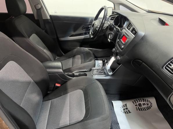 Kia Ceed II Рестайлинг с пробегом 2016 года, цена 1 125 000 рублей, 203460 км, хэтчбек, Автокод Объявления