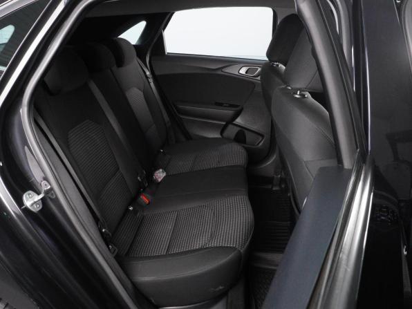Kia Ceed III с пробегом 2018 года, цена 1 385 000 рублей, 164426 км, хэтчбек, Автокод Объявления