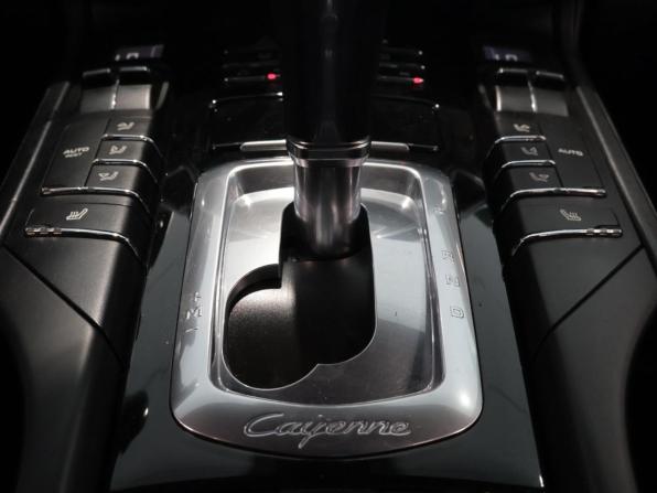Porsche Cayenne II (958) с пробегом 2011 года, цена 1 795 000 рублей, 248747 км, внедорожник, Автокод Объявления