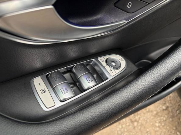 Mercedes-Benz E-Класс V (W213 S213 C238) с пробегом 2018 года, цена 2 695 000 рублей, 167000 км, седан, Автокод Объявления