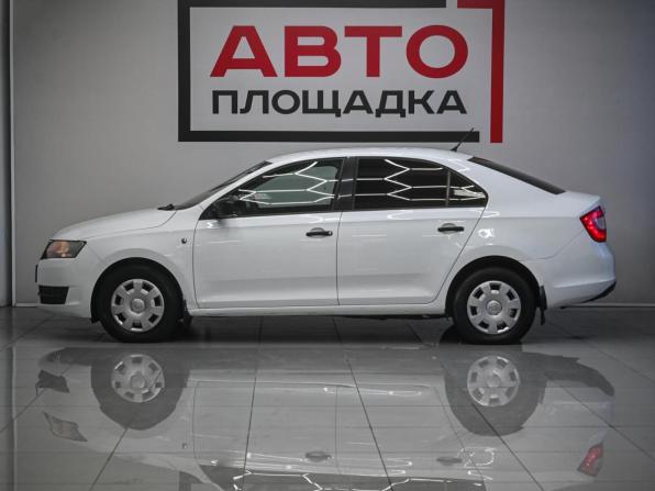 Skoda Rapid I с пробегом 2014 года, цена 790 000 рублей, 205000 км, лифтбек, Автокод Объявления