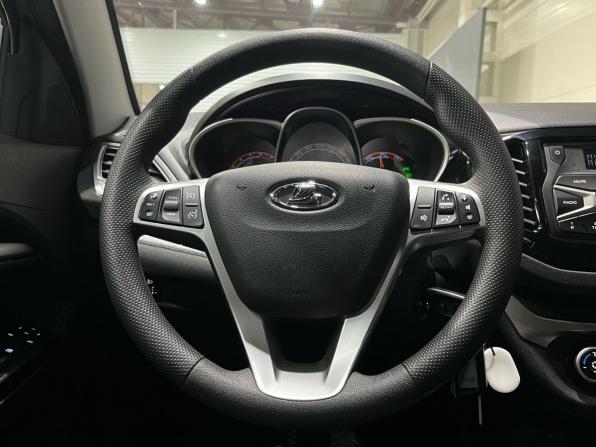 Lada (ВАЗ) Vesta I с пробегом 2018 года, цена 999 000 рублей, 78778 км, седан, Автокод Объявления