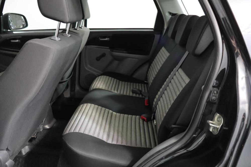 Suzuki SX4 I (Classic) Рестайлинг Санкт-Петербург  - изображение 13