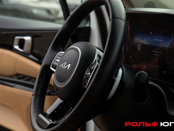 Kia Carnival IV с пробегом 2023 года, цена 4 678 000 рублей, 28555 км, минивэн, Автокод Объявления