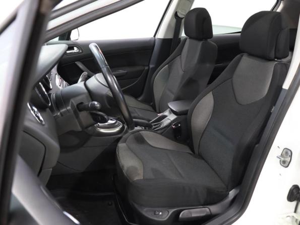 Peugeot 308 I с пробегом 2009 года, цена 515 000 рублей, 191722 км, хэтчбек, Автокод Объявления