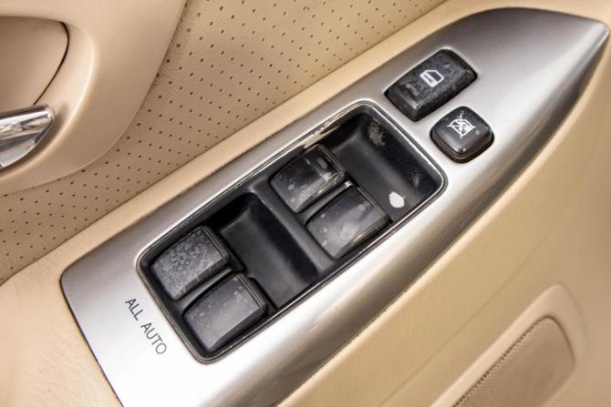Toyota Land Cruiser Prado 120 Series с пробегом 2005 года, цена 1 799 000 рублей, 375200 км, внедорожник, Автокод Объявления
