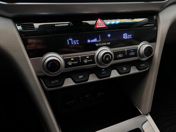 Hyundai Elantra VII (CN7) с пробегом 2020 года, цена 1 630 000 рублей, 95998 км, седан, Автокод Объявления