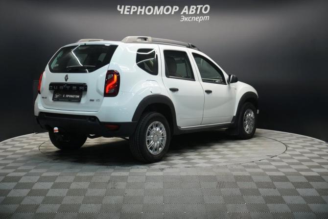 Renault Duster I Рестайлинг с пробегом 2017 года, цена 1 443 000 рублей, 115000 км, внедорожник, Автокод Объявления