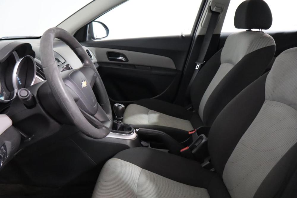 Chevrolet Cruze I Рестайлинг Санкт-Петербург  - изображение 7