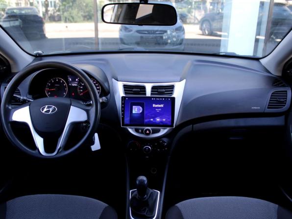 Hyundai Solaris I с пробегом 2013 года, цена 930 000 рублей, 78500 км, седан, Автокод Объявления