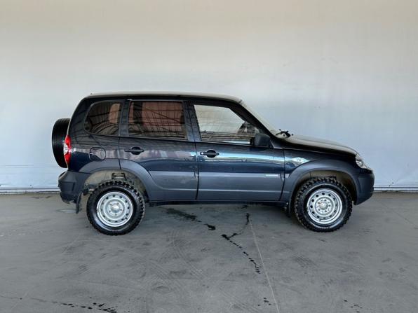 Chevrolet Niva I Рестайлинг с пробегом 2015 года, цена 585 000 рублей, 83166 км, внедорожник, Автокод Объявления