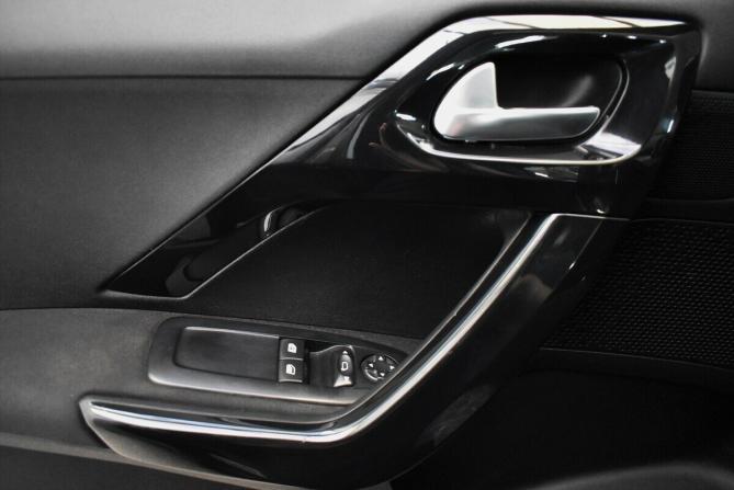 Peugeot 2008 I с пробегом 2014 года, цена 820 000 рублей, 153640 км, внедорожник, Автокод Объявления