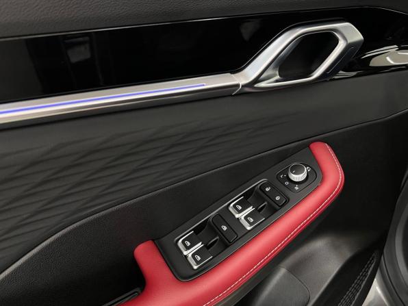 Geely Coolray I Рестайлинг с пробегом 2024 года, цена 1 980 000 рублей, 13678 км, внедорожник, Автокод Объявления