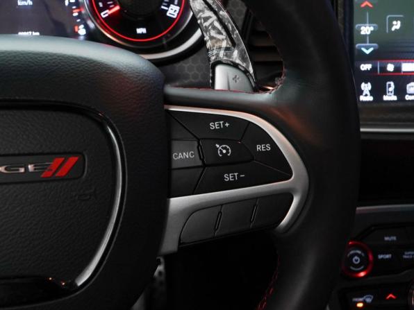 Dodge Challenger III Рестайлинг 2 с пробегом 2017 года, цена 3 649 050 рублей, 90817 км, купе, Автокод Объявления