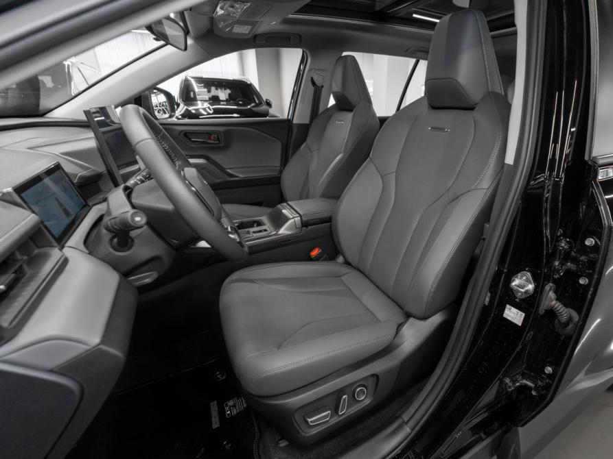 Toyota RAV4 VI (XA60) Москва  - изображение 9
