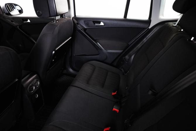 Volkswagen Tiguan I Рестайлинг с пробегом 2014 года, цена 1 639 000 рублей, 137500 км, внедорожник, Автокод Объявления