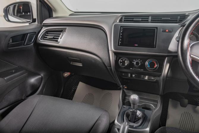 Honda Grace I Рестайлинг с пробегом 2018 года, цена 1 029 000 рублей, 114000 км, седан, Автокод Объявления