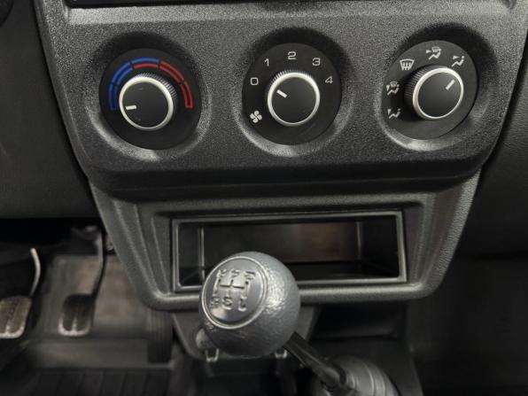 Lada (ВАЗ) Niva Legend I с пробегом 2024 года, цена 991 000 рублей, 5902 км, внедорожник, Автокод Объявления