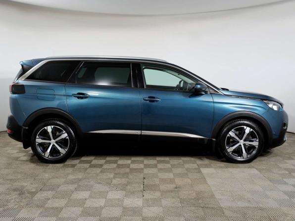Peugeot 5008 II с пробегом 2018 года, цена 1 798 000 рублей, 105120 км, внедорожник, Автокод Объявления