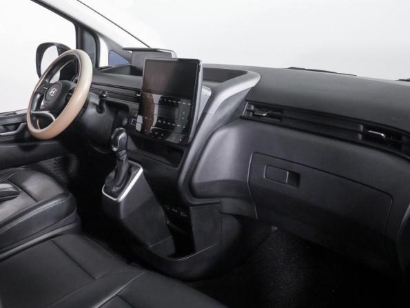 Hyundai Staria I с пробегом 2021 года, цена 4 000 000 рублей, 169459 км, минивэн, Автокод Объявления