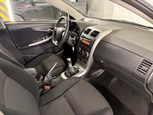 Toyota Corolla X (E140 E150) Рестайлинг с пробегом 2012 года, цена 1 250 000 рублей, 103744 км, седан, Автокод Объявления