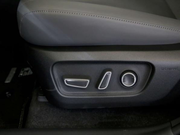 Toyota RAV4 VI (XA60) с пробегом 2026 года, цена 4 750 000 рублей, 12 км, внедорожник, Автокод Объявления