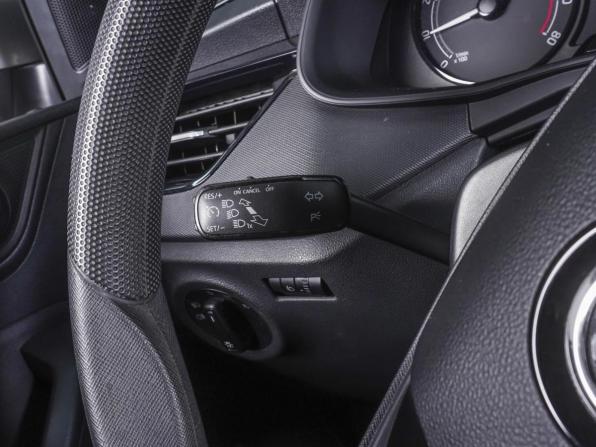 Skoda Rapid II с пробегом 2020 года, цена 1 679 000 рублей, 92974 км, лифтбек, Автокод Объявления