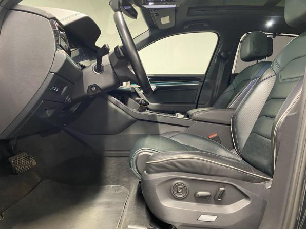 Volkswagen Touareg III с пробегом 2021 года, цена 4 840 000 рублей, 128071 км, внедорожник, Автокод Объявления
