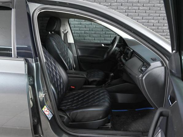 Skoda Rapid II с пробегом 2021 года, цена 1 460 000 рублей, 90590 км, лифтбек, Автокод Объявления