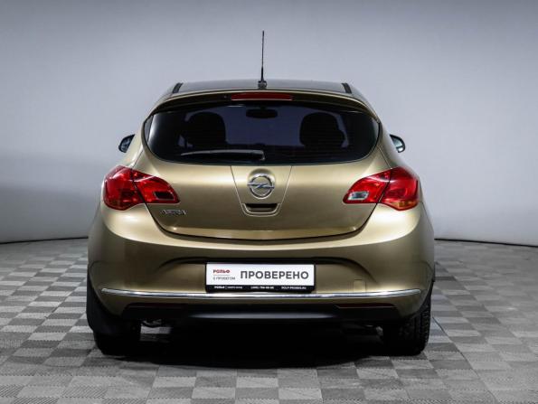 Opel Astra J Рестайлинг с пробегом 2013 года, цена 895 000 рублей, 98103 км, хэтчбек, Автокод Объявления