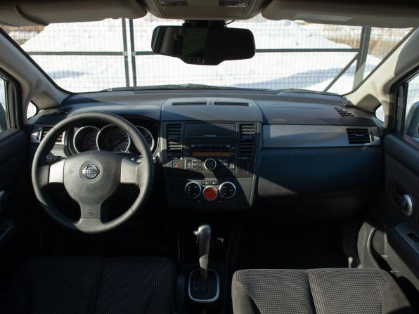 Nissan Tiida I Рестайлинг с пробегом 2012 года, цена 770 000 рублей, 238562 км, хэтчбек, Автокод Объявления