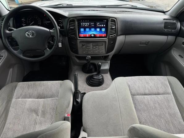Toyota Land Cruiser 100 Series Рестайлинг 2 с пробегом 2007 года, цена 1 935 000 рублей, 339000 км, внедорожник, Автокод Объявления