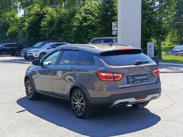Lada (ВАЗ) Vesta I с пробегом 2018 года, цена 922 000 рублей, 122170 км, универсал, Автокод Объявления