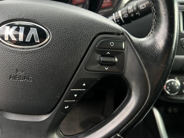 Kia Ceed II Рестайлинг с пробегом 2015 года, цена 1 130 000 рублей, 221736 км, универсал, Автокод Объявления