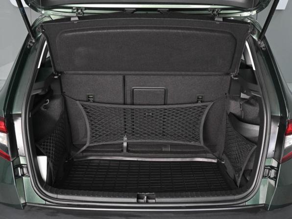 Skoda Karoq I с пробегом 2020 года, цена 2 359 000 рублей, 106891 км, внедорожник, Автокод Объявления